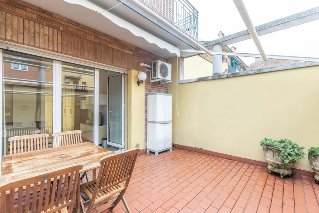 Tiarini 14 Bolonha Exterior foto